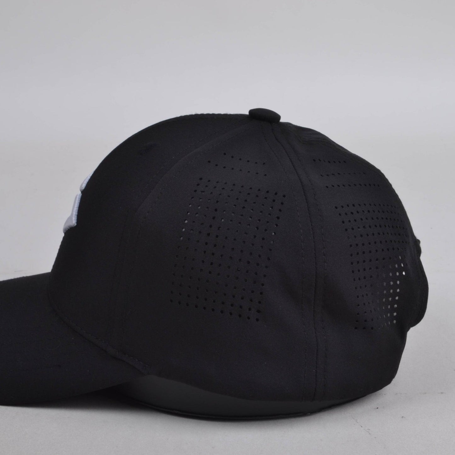 golf cap black